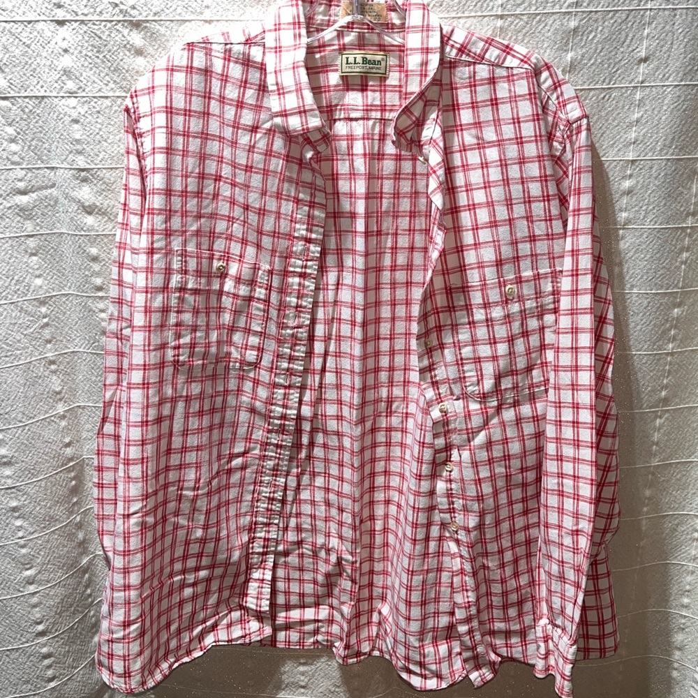 L.L. Bean Men's White and Red Checkered Shirt